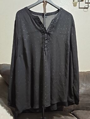 torrid Black Button-Front Long Sleeve Blouse with Tiny Star Print